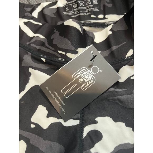 Human Performance Engineering HPE Combat Leggings black White Camo $115 Small - Picture 3 of 10